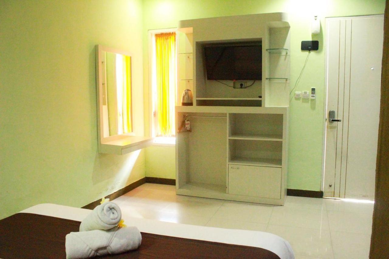Dedy Beach Inn Kuta Lombok Eksteriør bilde