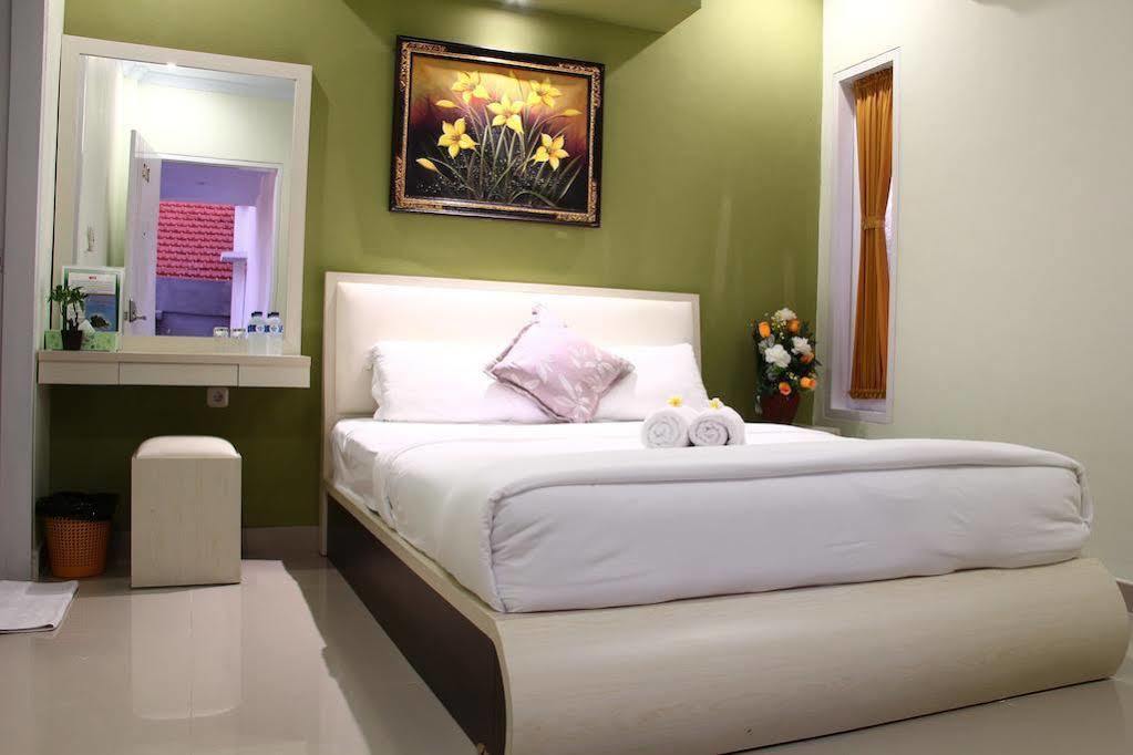 Dedy Beach Inn Kuta Lombok Eksteriør bilde