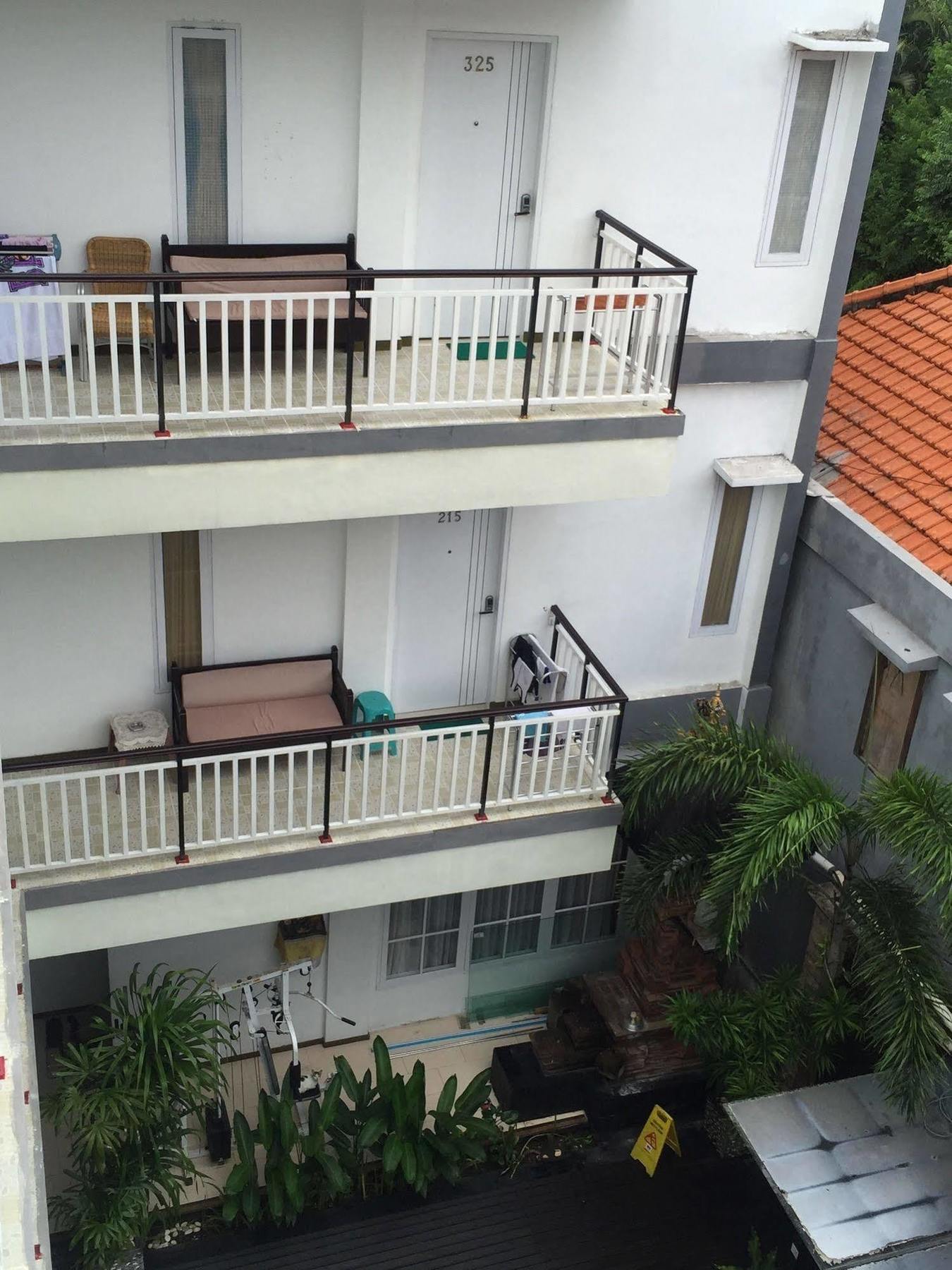 Dedy Beach Inn Kuta Lombok Eksteriør bilde