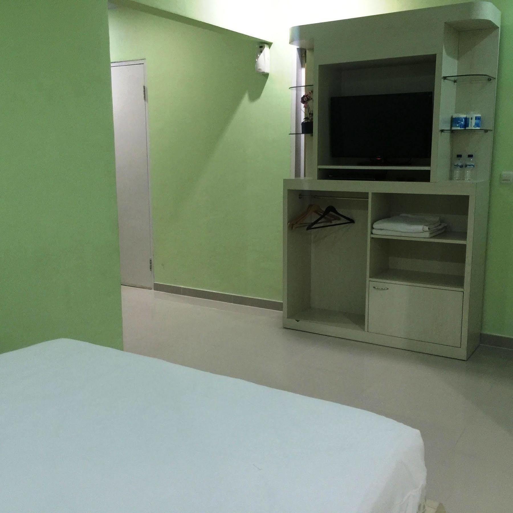 Dedy Beach Inn Kuta Lombok Eksteriør bilde